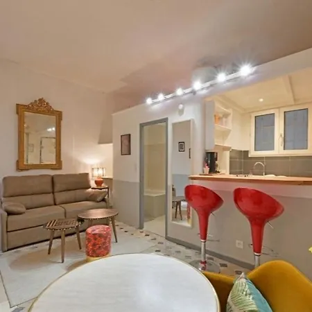 Grand Coeur De Apartment
